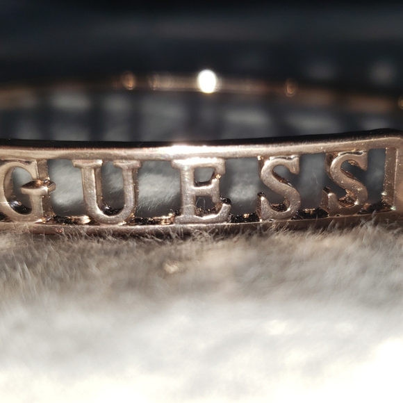 GUESS Authentic Gold Bracelet - Picture 2 of 14